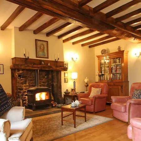 Le Rocher Bed & Breakfast Yvrandes