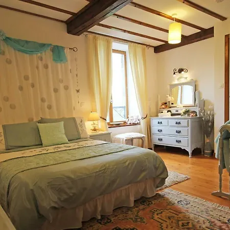 Le Rocher 3* Yvrandes
